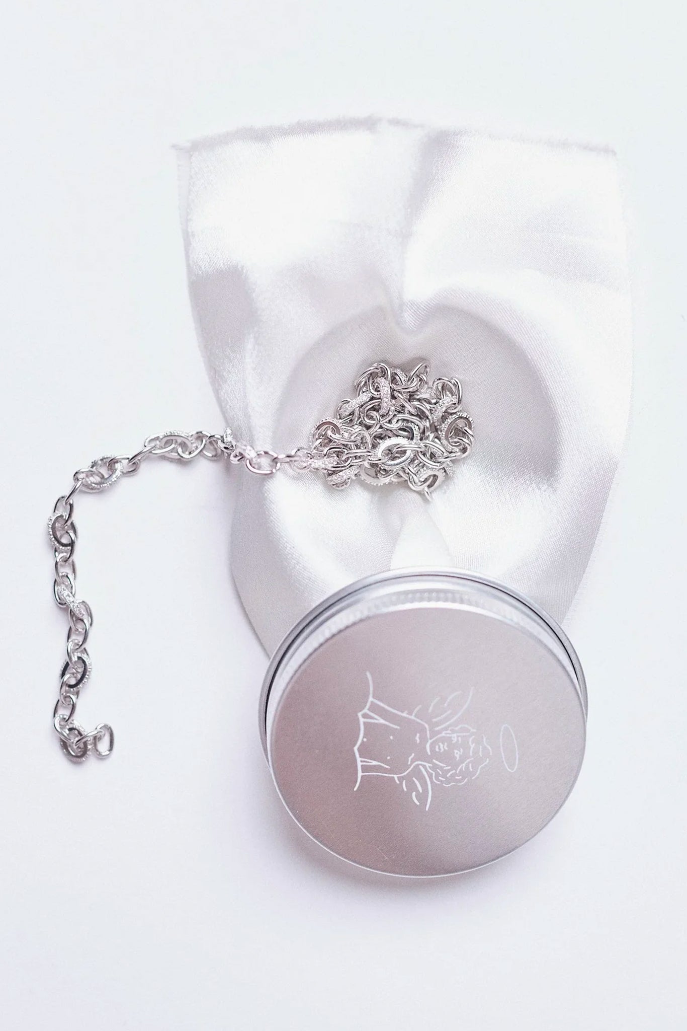 Elida Necklace