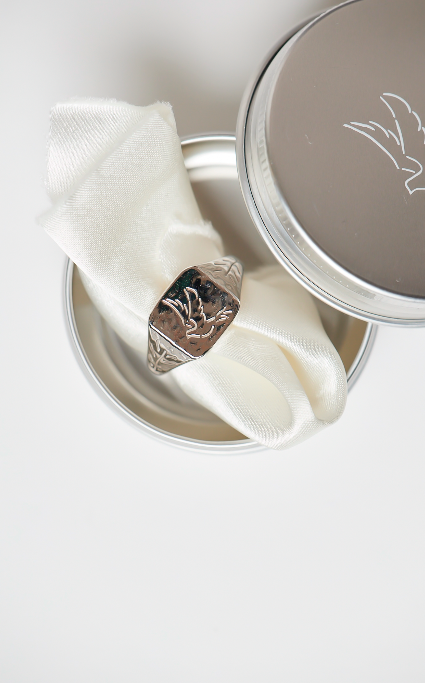 #material_silver