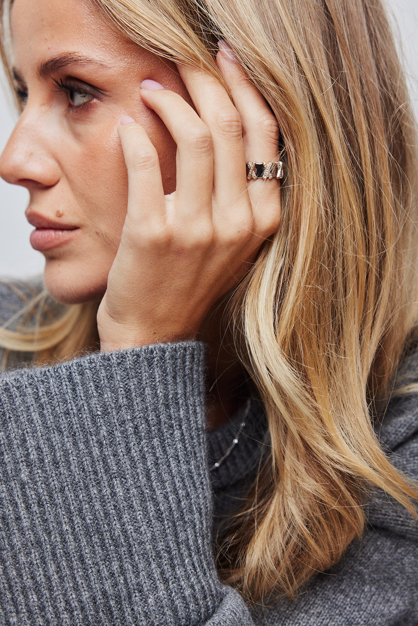 Cross Ring