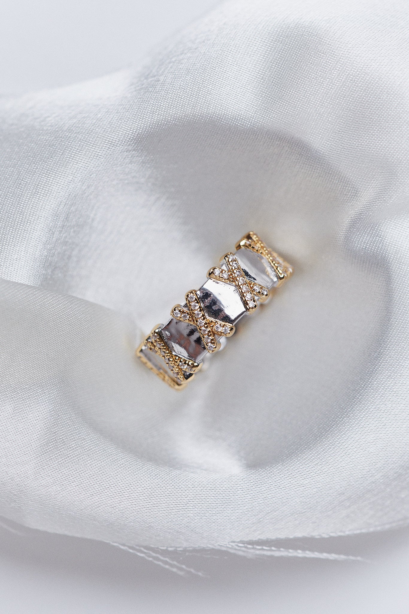 Cross Ring