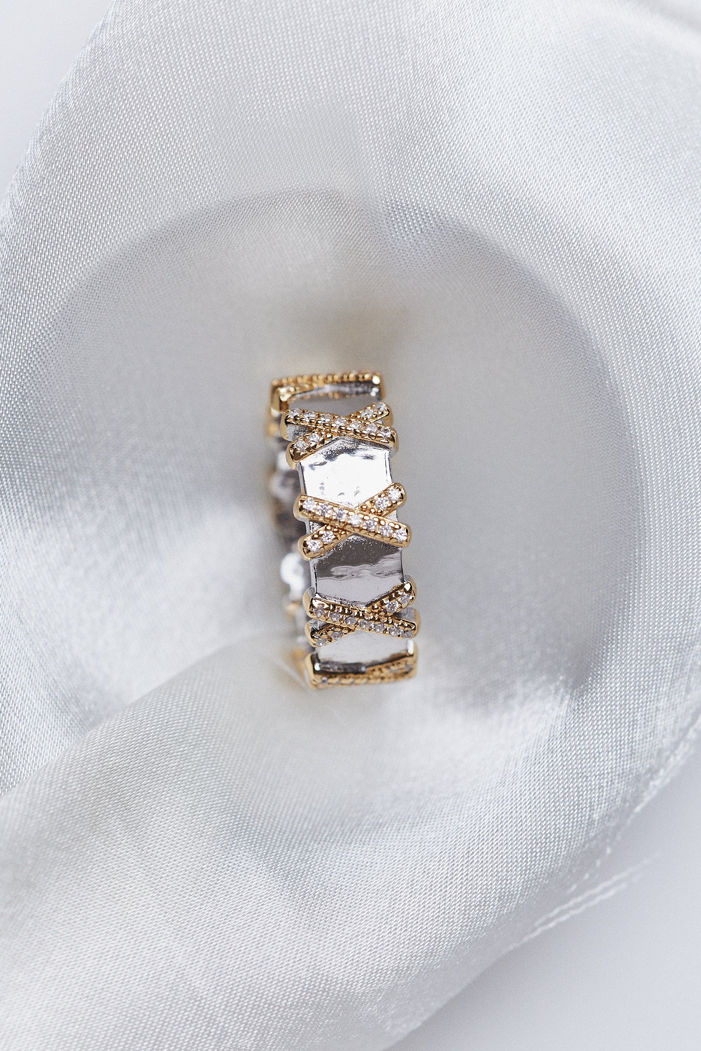 Cross Ring