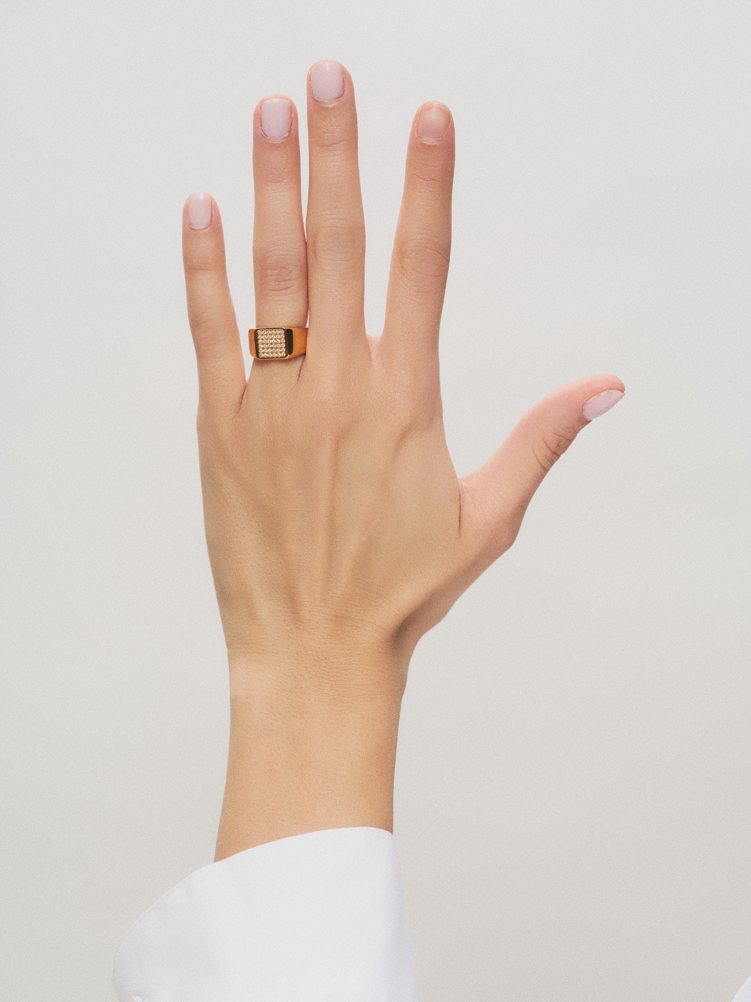 Signet ring