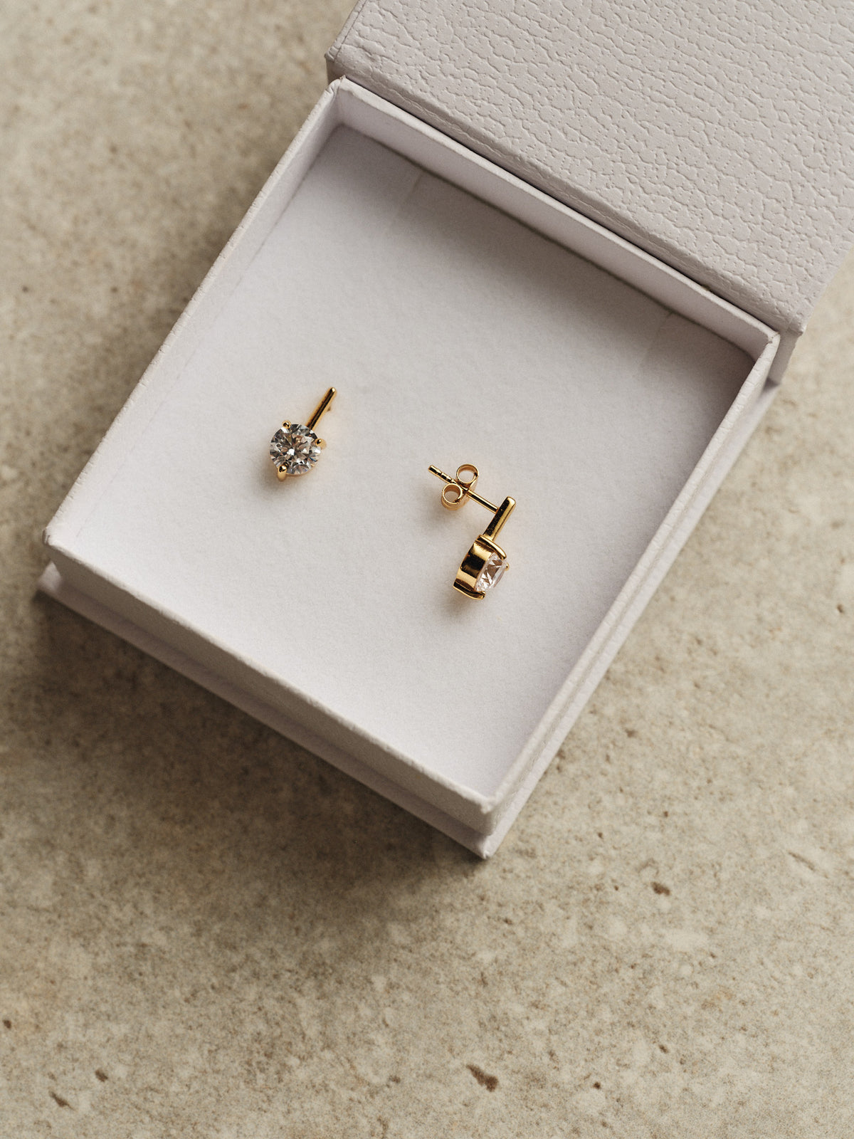#material_gold plated
