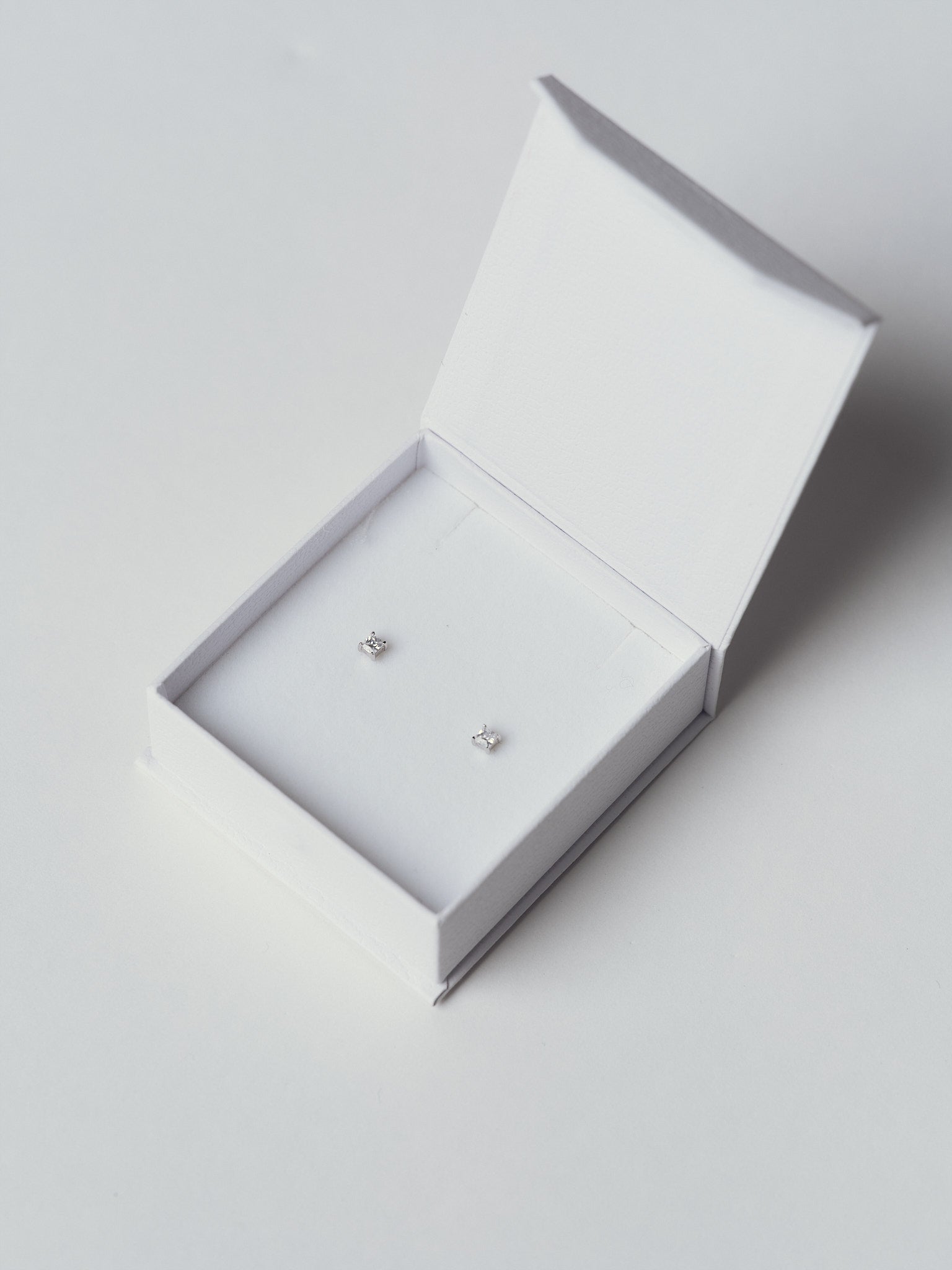 #material_silver