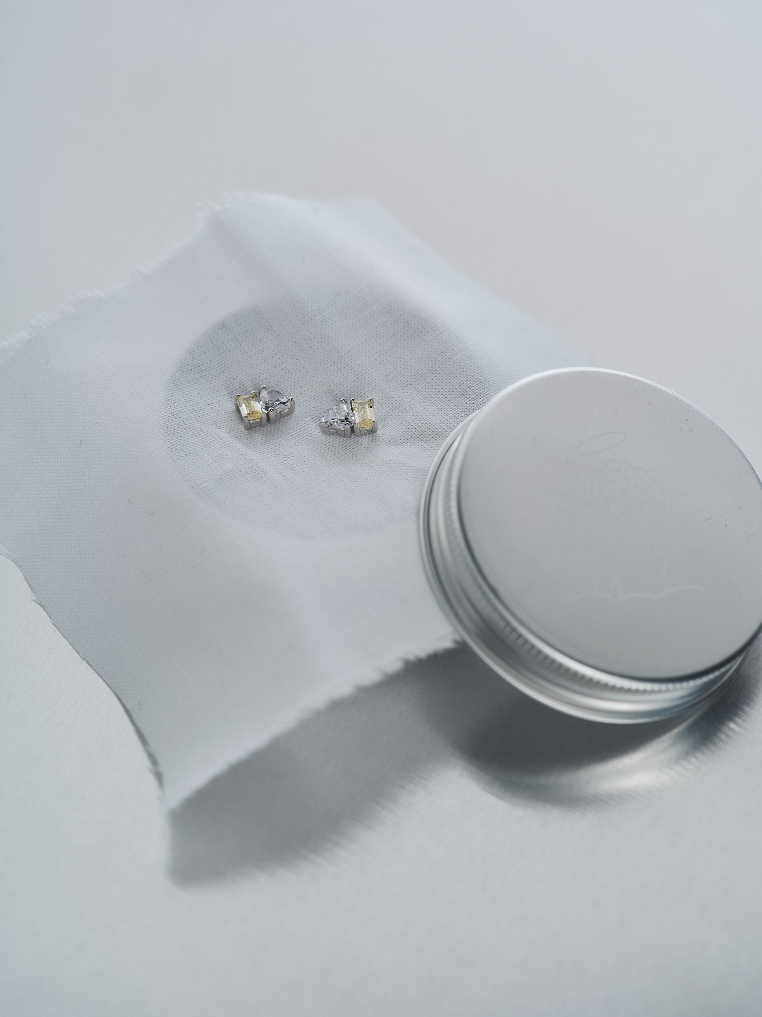 #material_silver