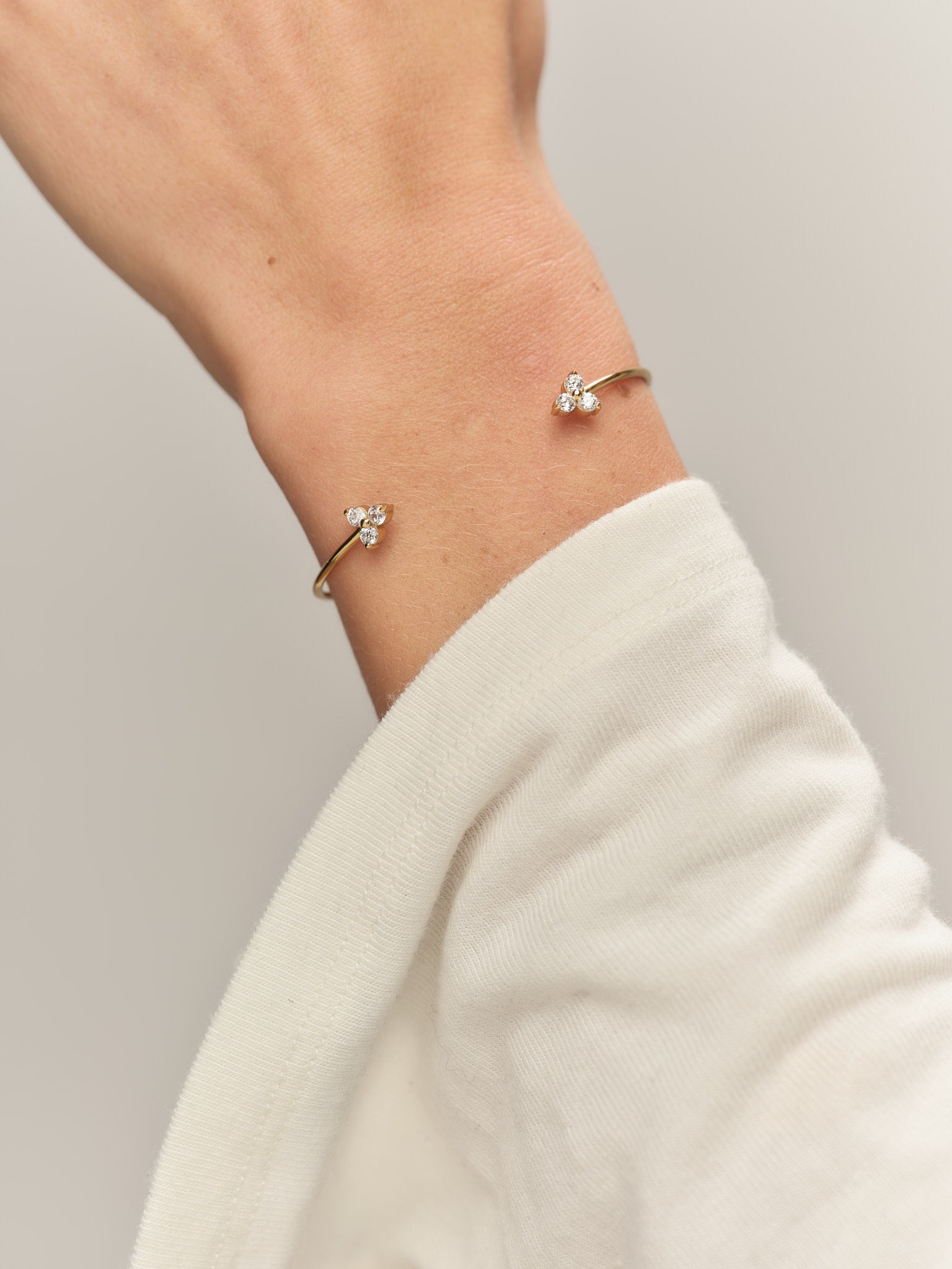 Clover bangle