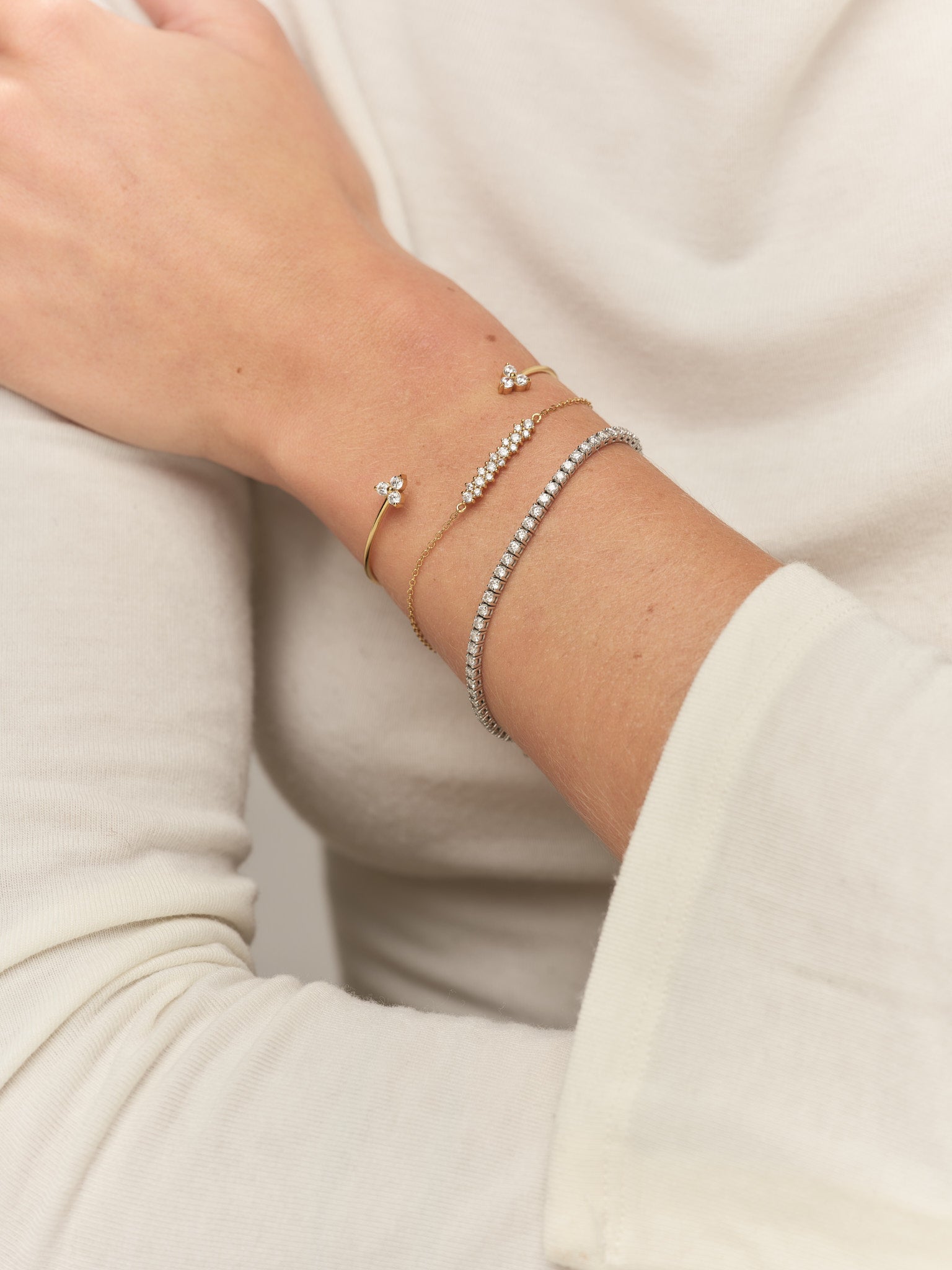 Clover bangle
