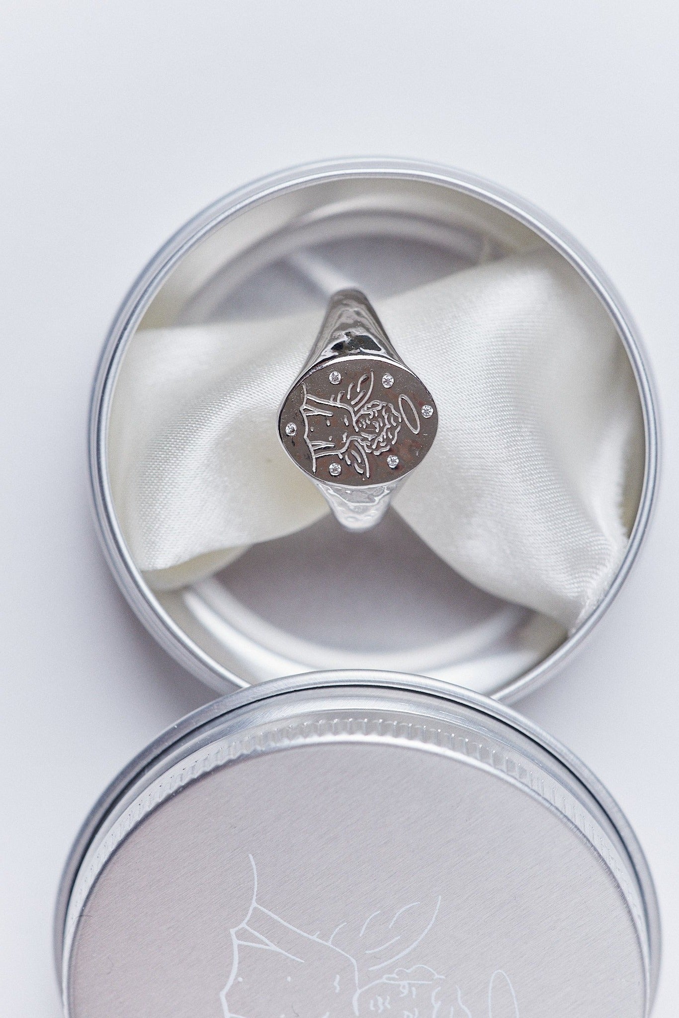 #material_silver