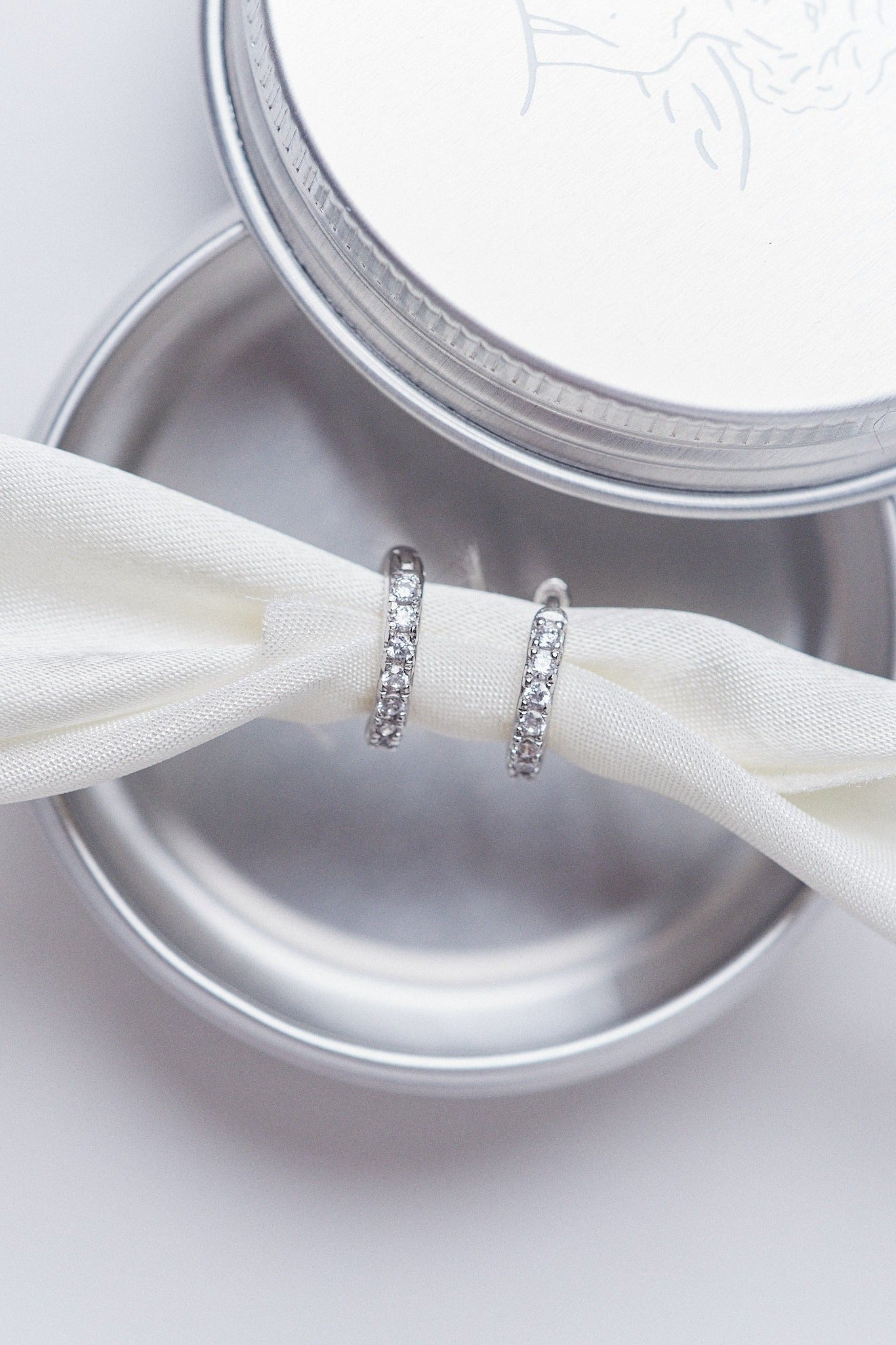 #material_silver