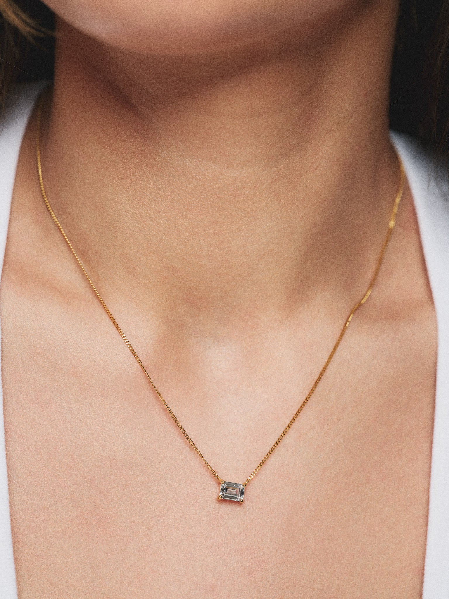Tia necklace