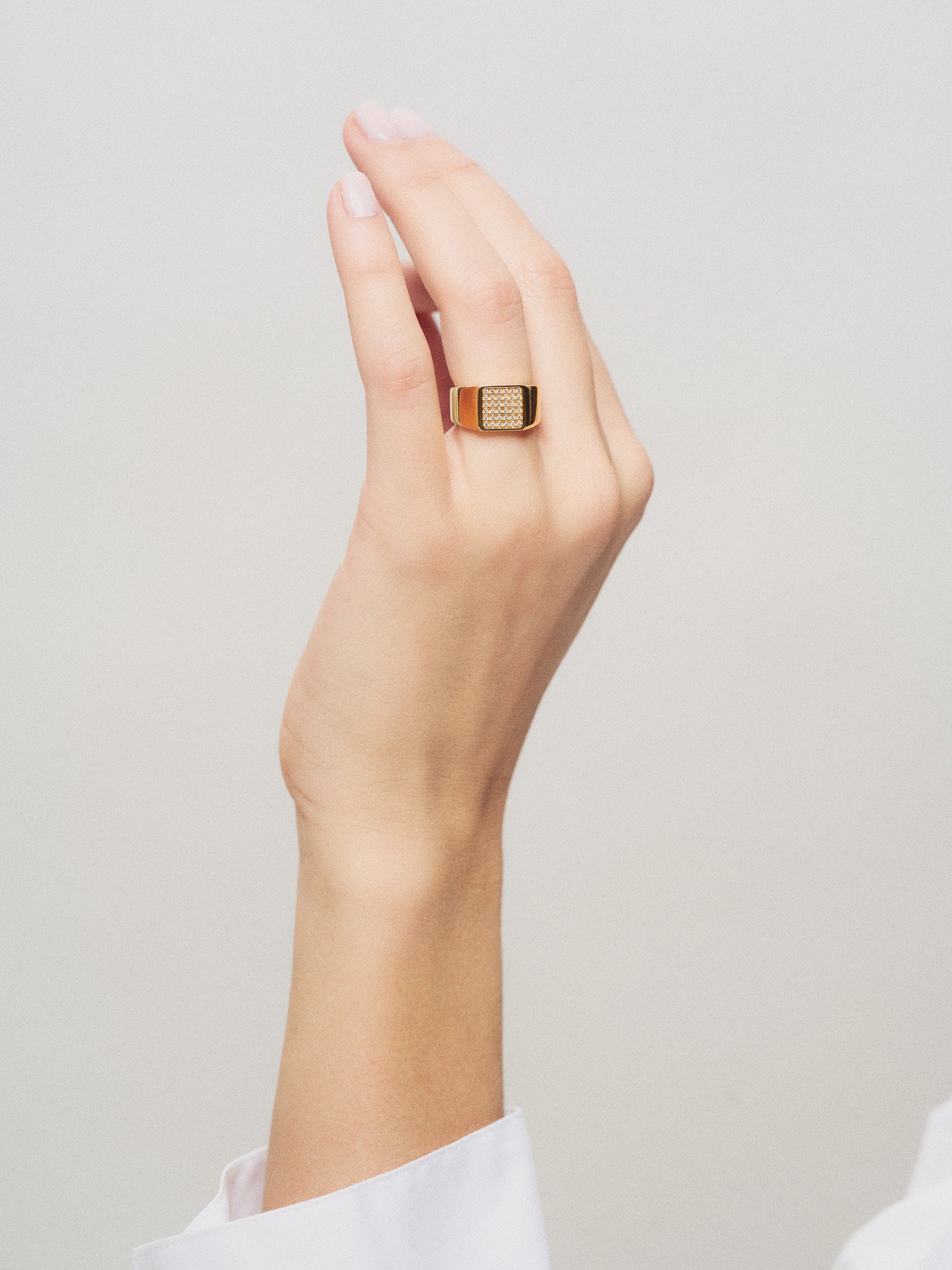 Signet ring