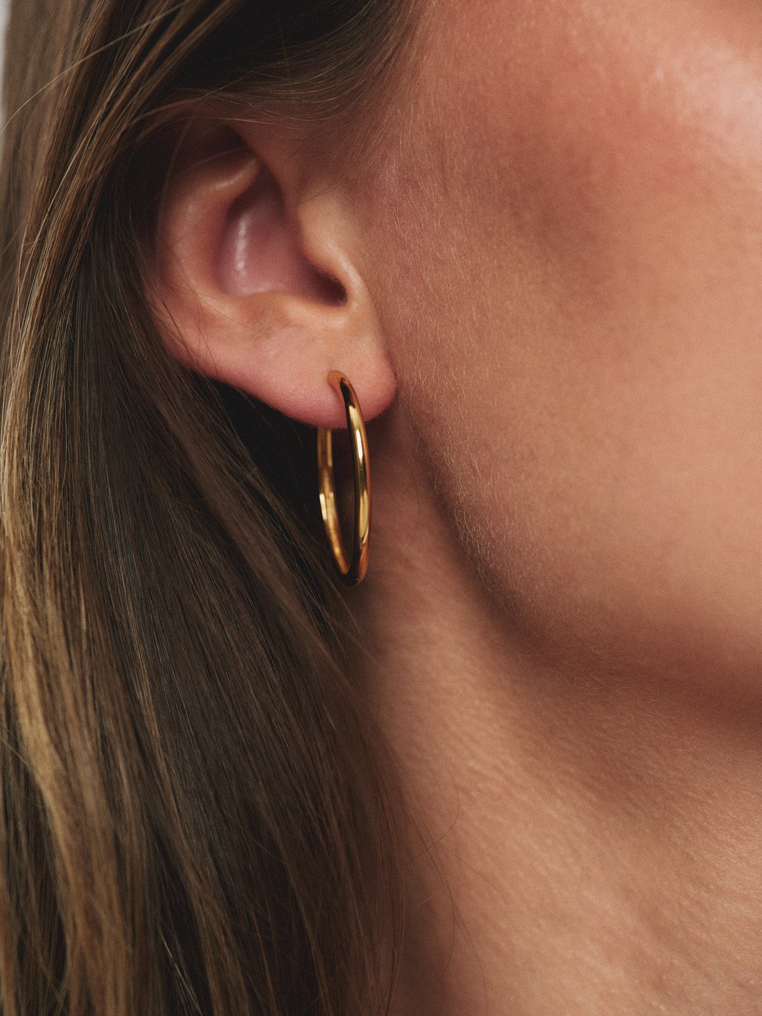 Classic hoops large