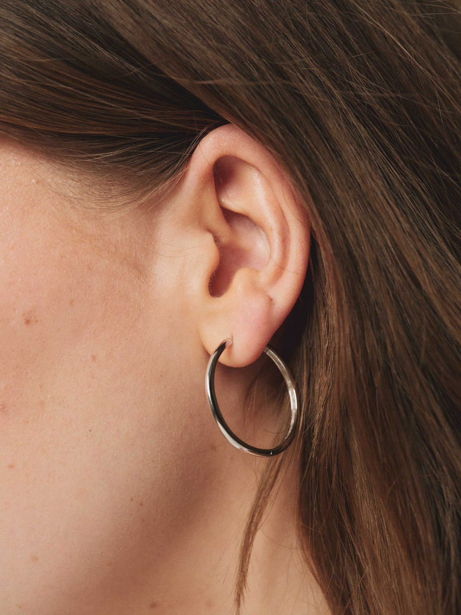 Classic hoops large