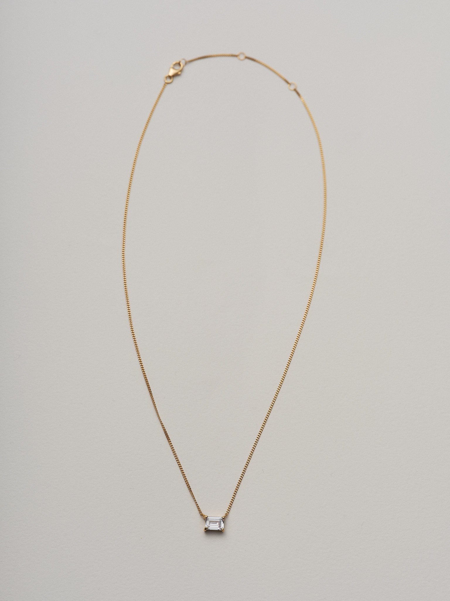 Tia necklace