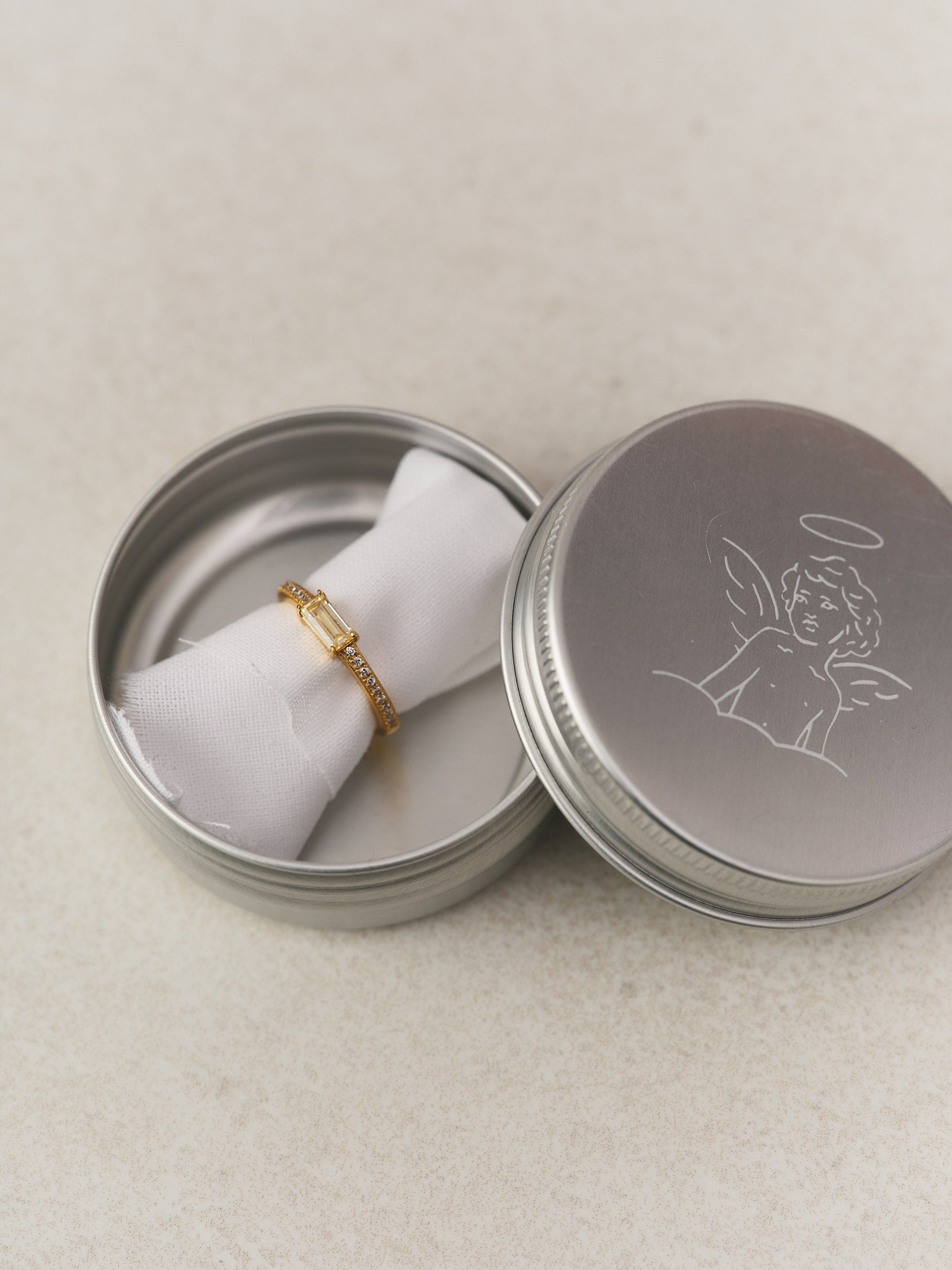 #material_gold plated