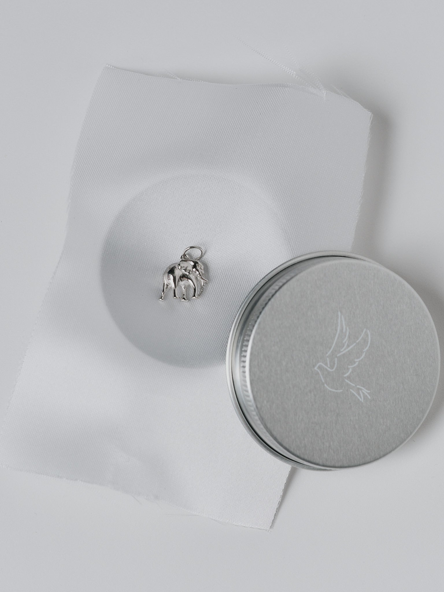 #material_silver