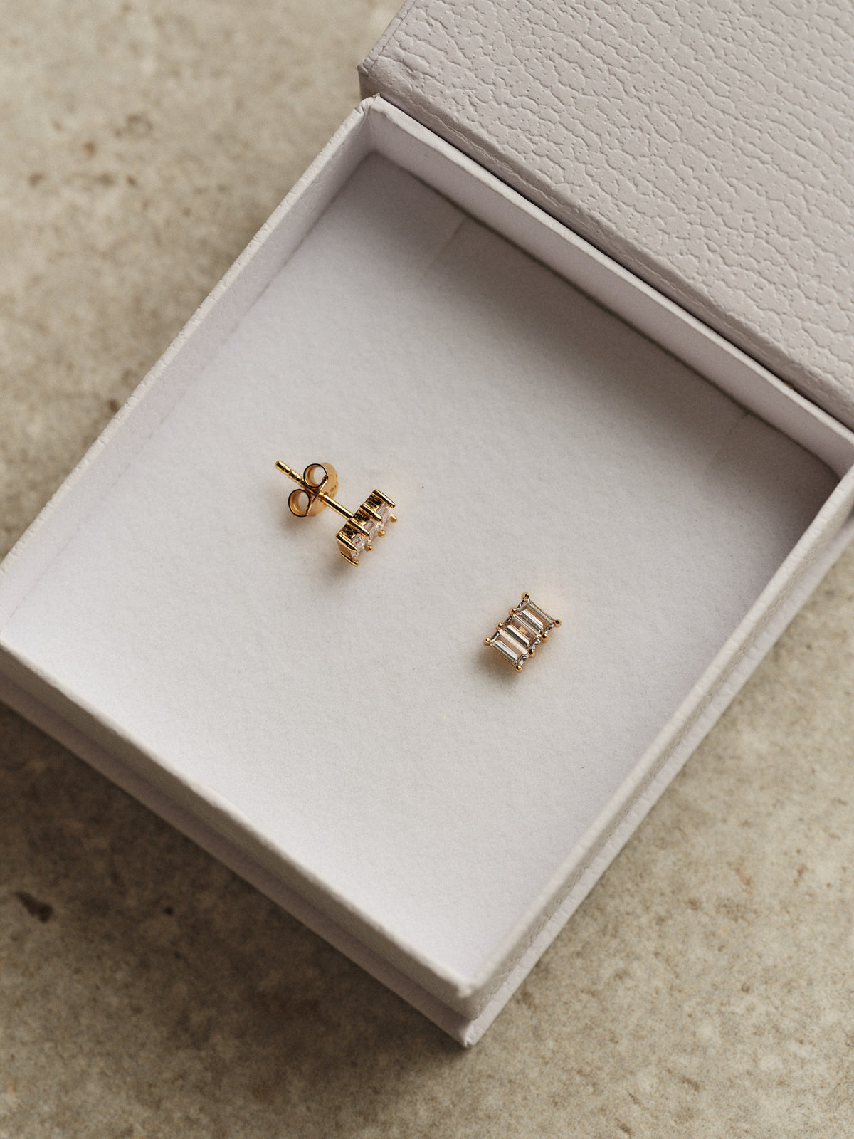 #material_gold plated