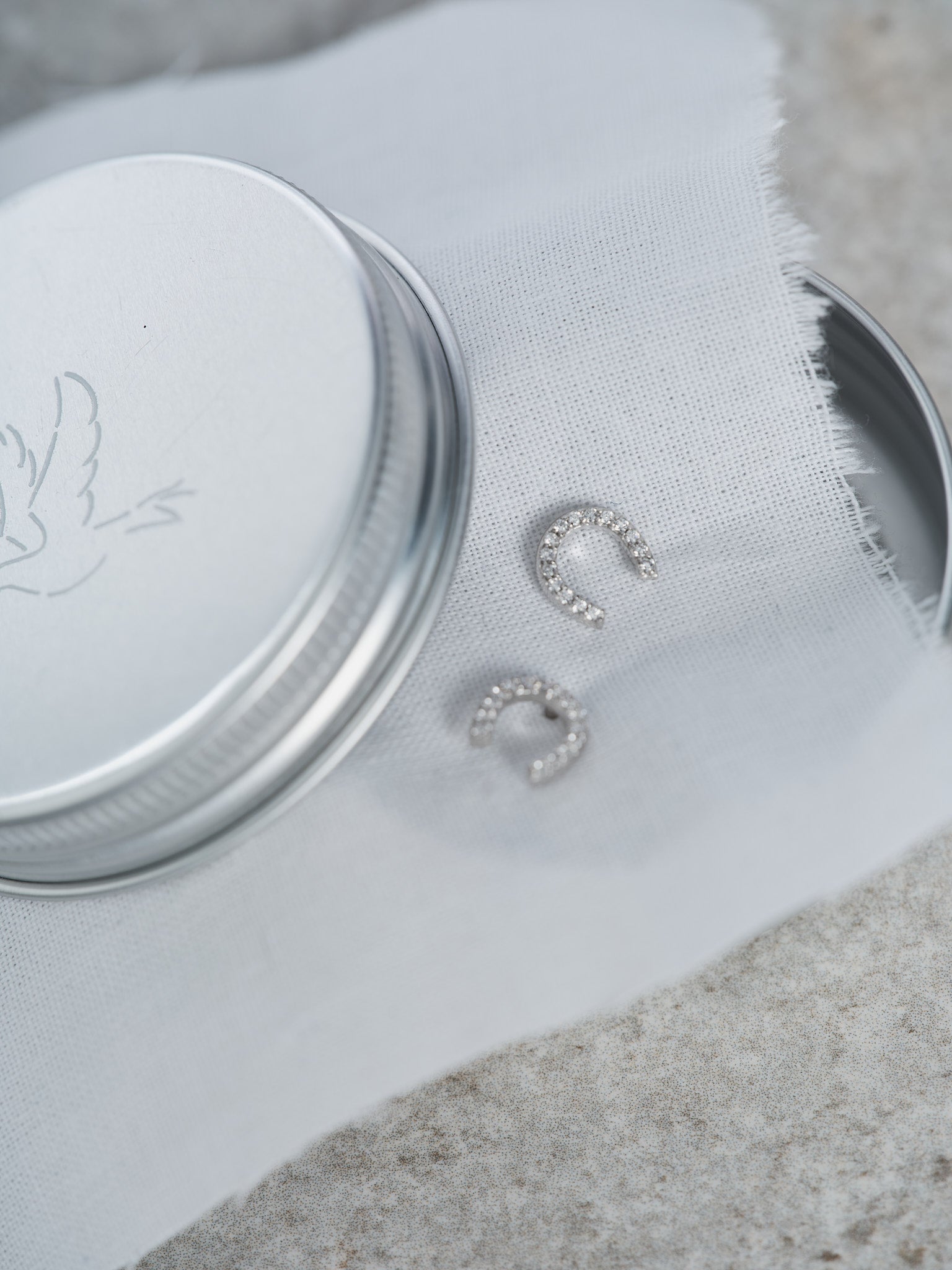 #material_silver