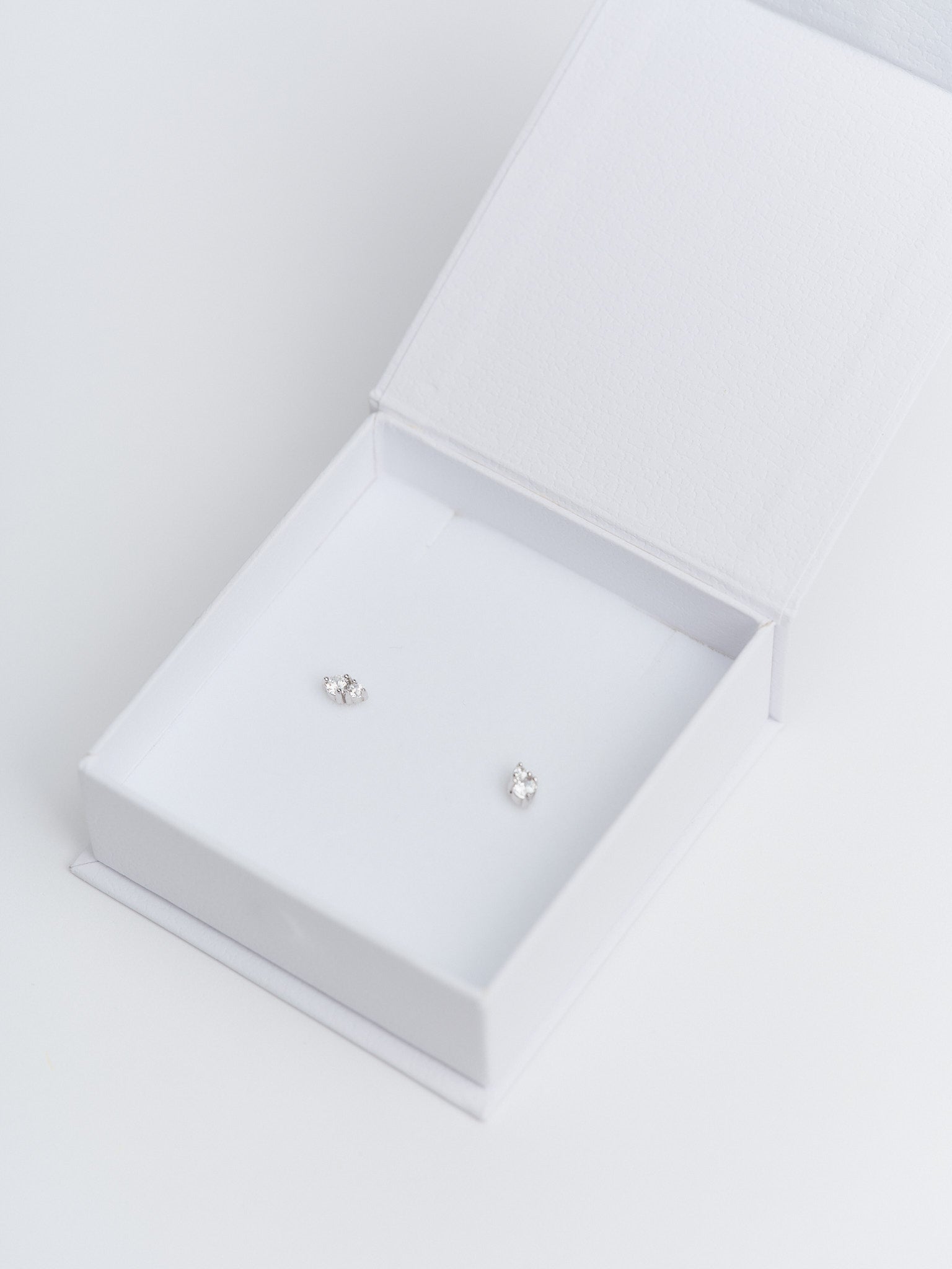 Freya studs
