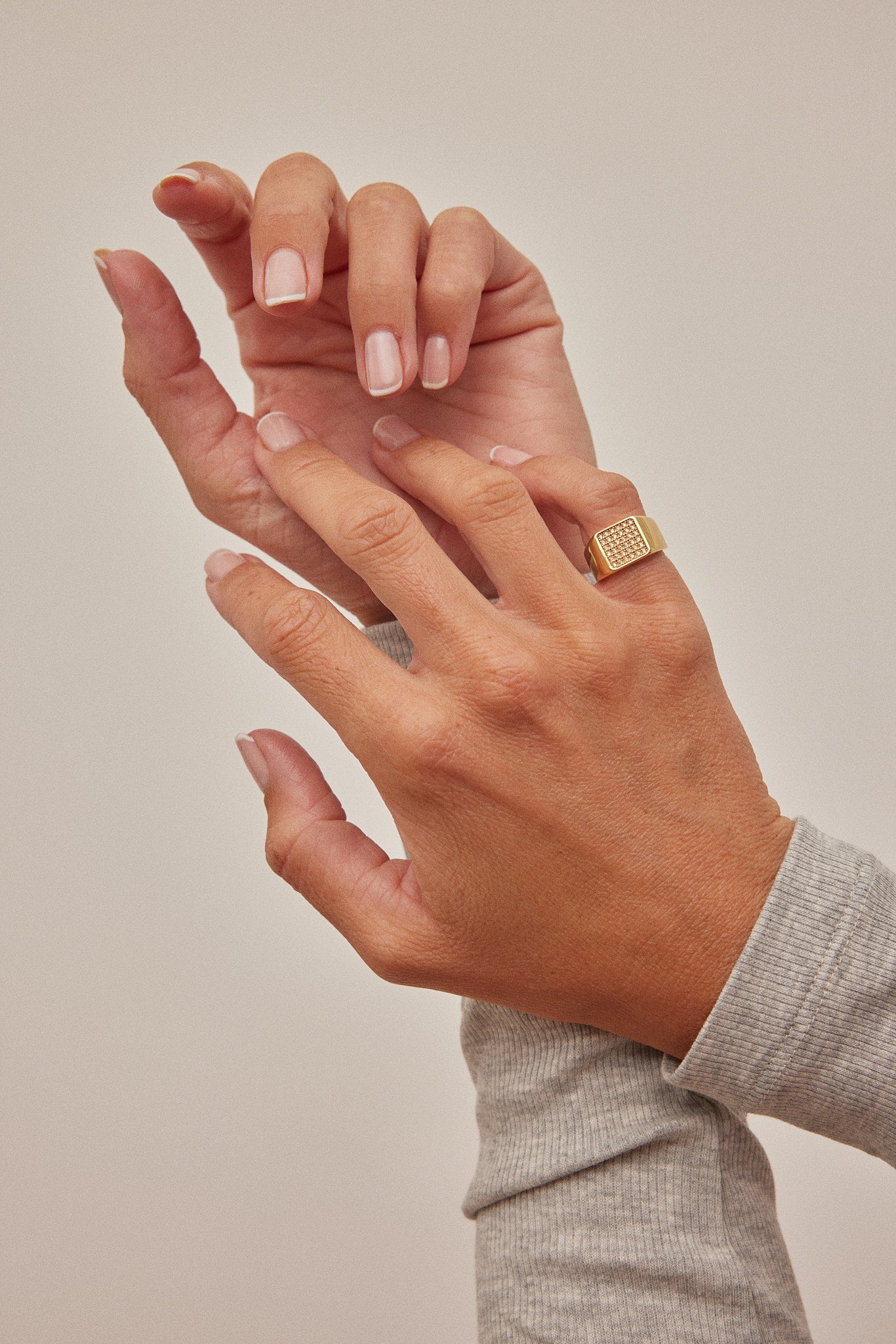 Signet ring