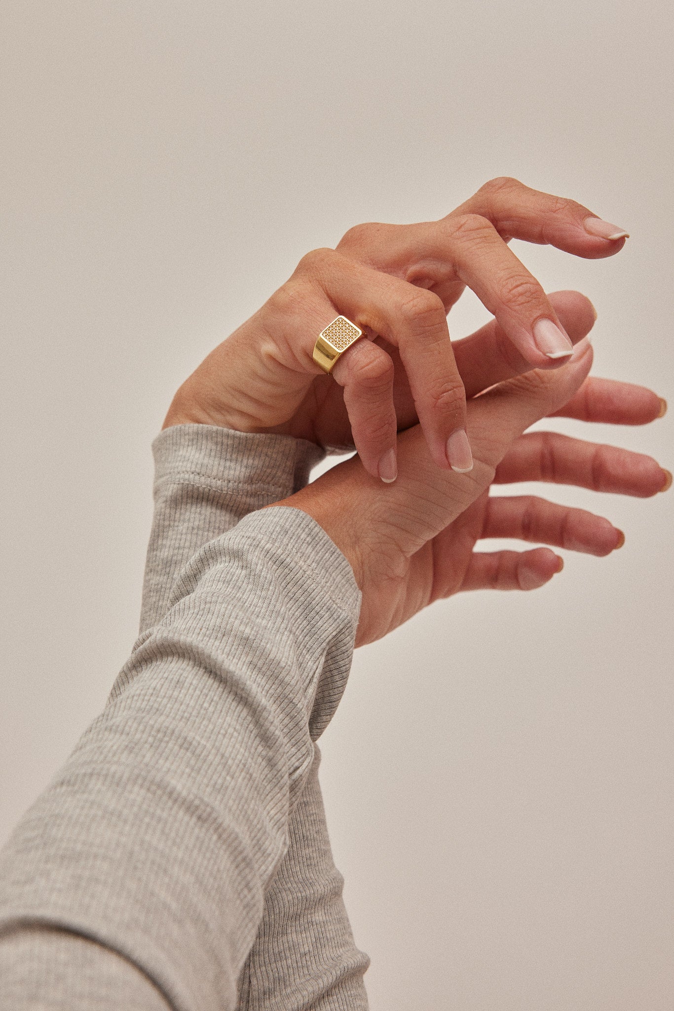 Signet ring